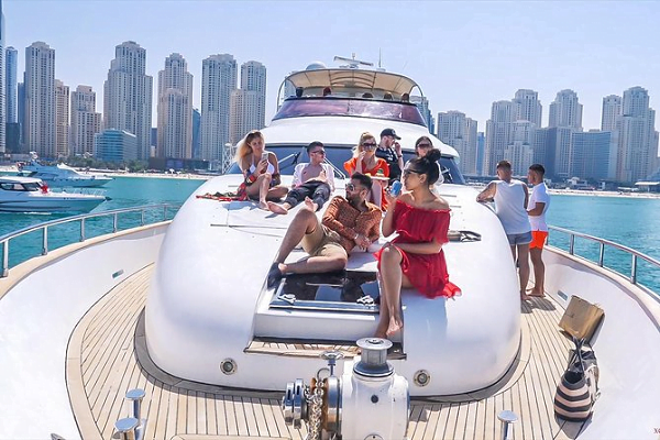 Dubai Yacht